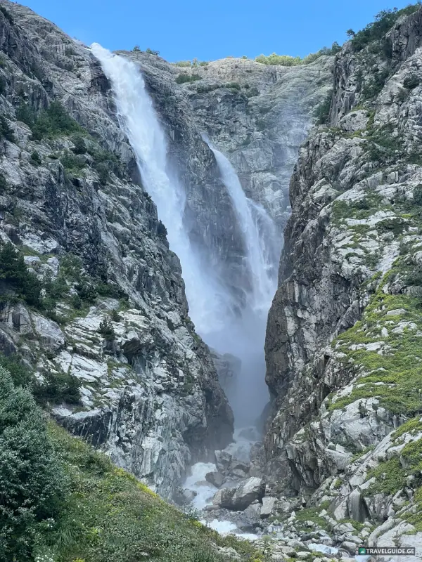 12 Days  Private Tour : From Mountains to the Sea - 21