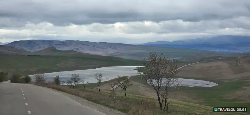Kapatadze Lake