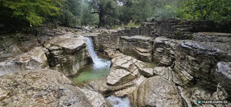 Kinchkha Waterfall - 6